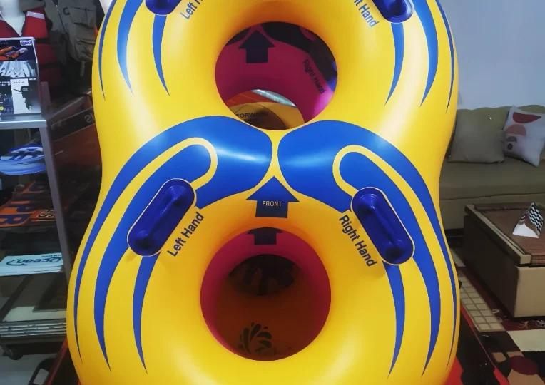 Double Donut Heris Boat